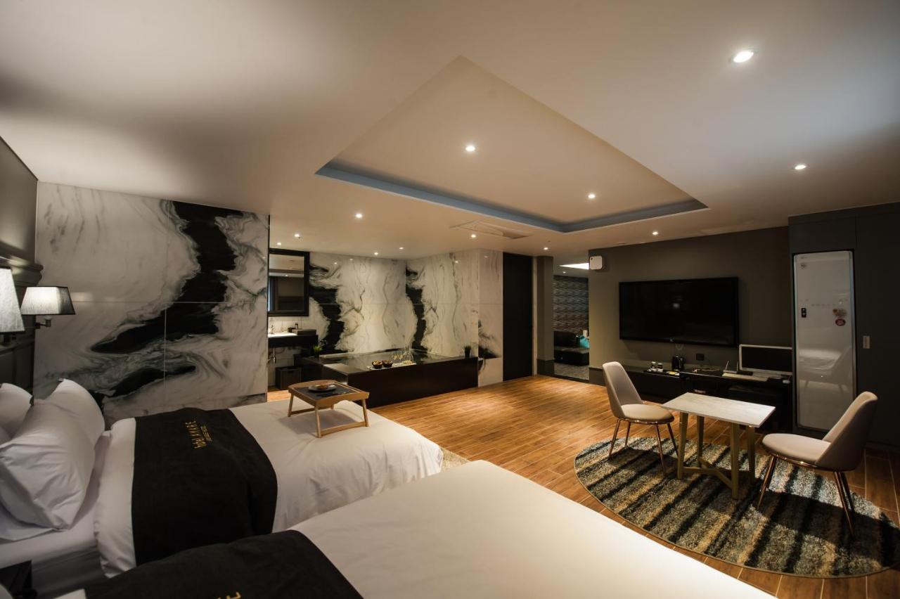 Amare Hotel Suwon Eksteriør billede